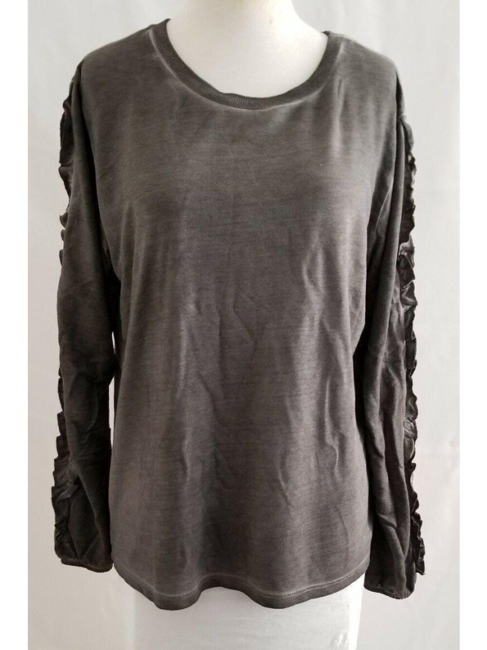 Dantelle‎ Women's Gray Oil Dye Sweatshirt Pullover Top Size Small NWT - Picture 7 of 16